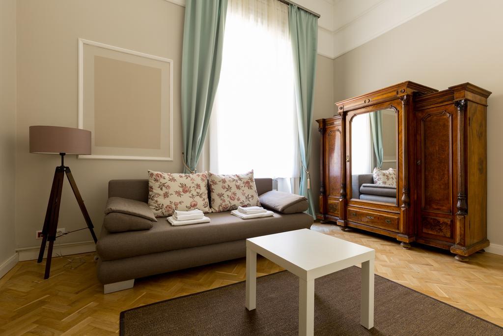 Lisianthus Apartments Budapeste Exterior foto